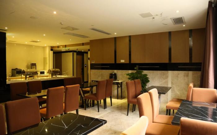 Lavande Hotels Zhuhai Gongbei Port