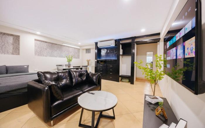 VietHOME-5 Apartments in 1 Place/Netflix/Laundry