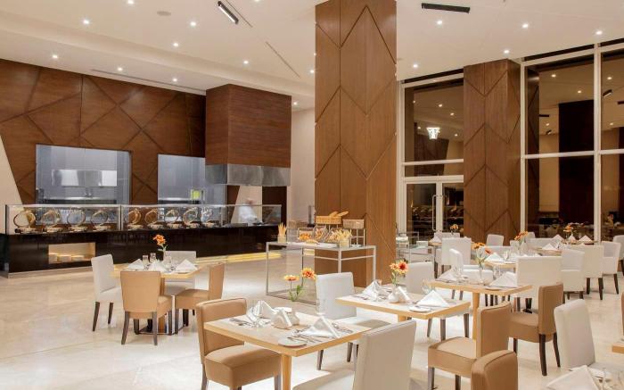 Cristal Amaken Hotel