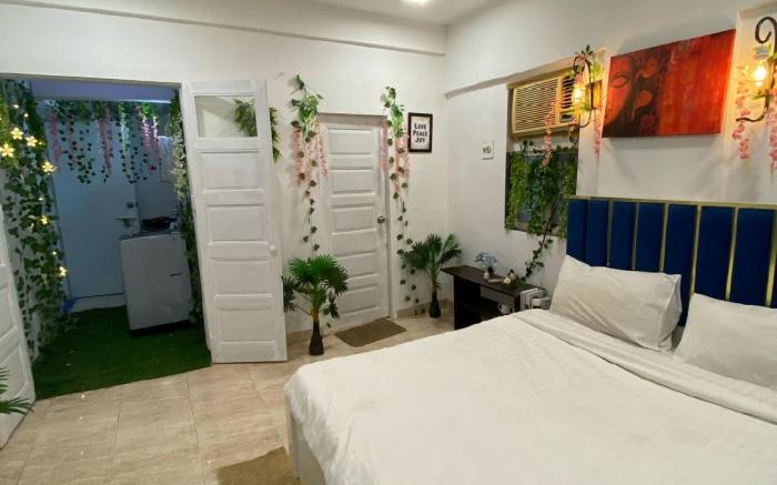 Pixiestays: Juhu West Mumbai