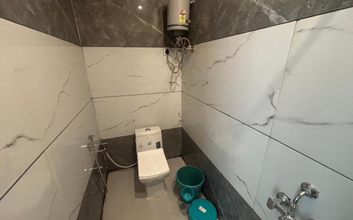 Hotel Jawahar Ji Pandya and Restaurant