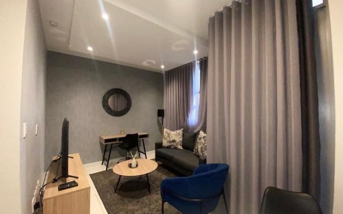 Stunning 1 Bedroom at The Median