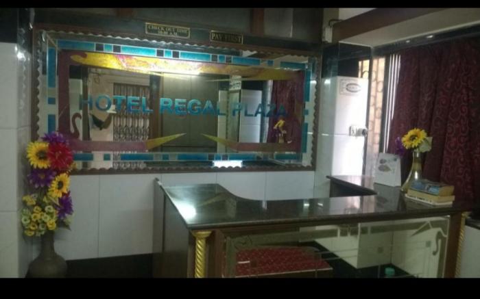 HOTEL REGAL PLAZA