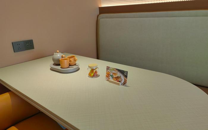 Orange Hotel Shaoxing Paojiang Century Street