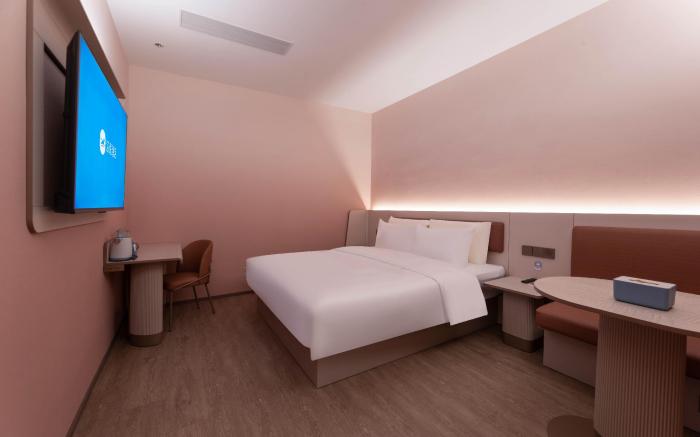 Hanting Hotel Nanjing Liuhe Fangzhou Plaza Metro Station