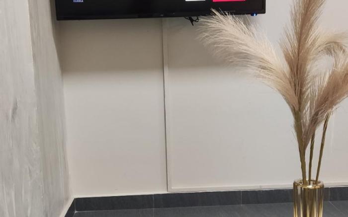 Ermou Junior Suite by Athens Urban Retreat