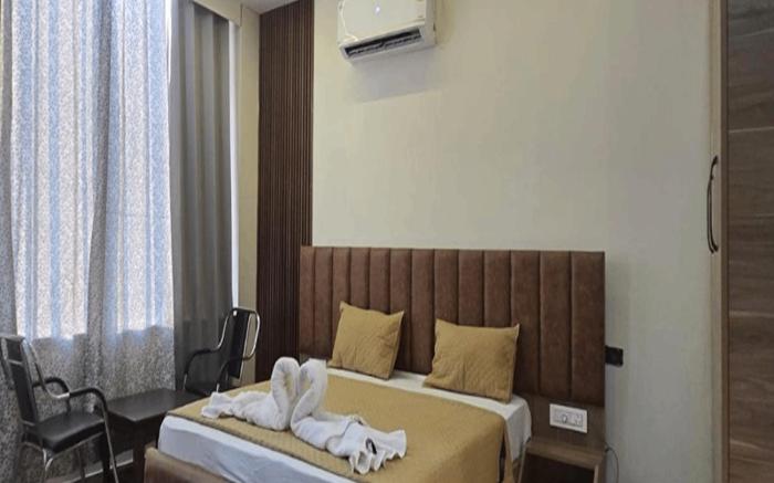 G8 Hotel