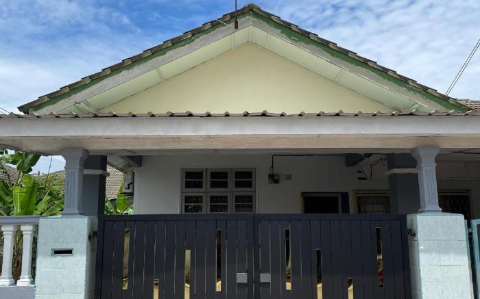 HOMESTAY INDAH 32