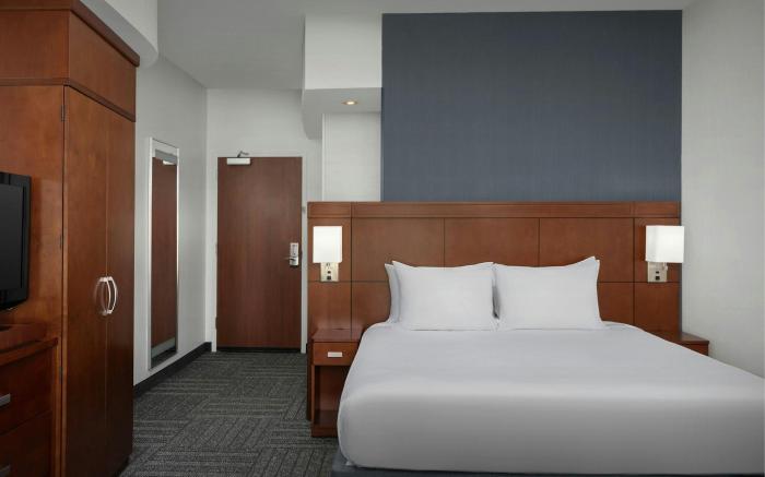 Courtyard by Marriott Salisbury