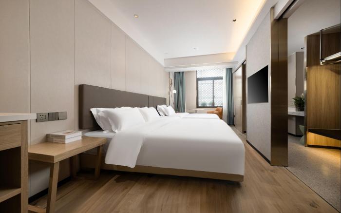 New Century Manju Hotel Ningbo Nantang Old Street Railway Station