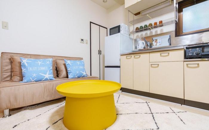 2-minute walk from Sensoji Temple/5 people