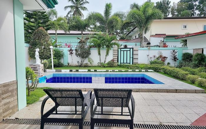 Jewelry Hotel and Resort