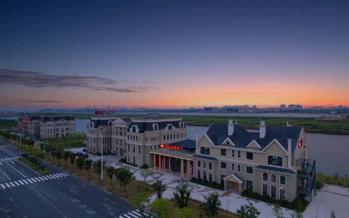 Ibis Nantong Tongzhou Bay