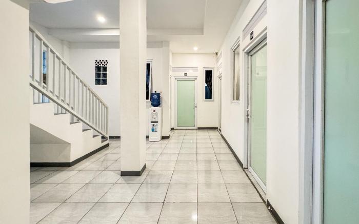 Urbanview Hotel Sentul City Bogor