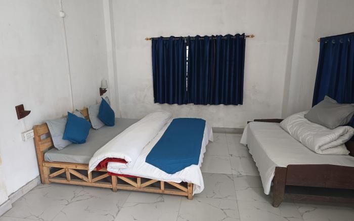 Undiscovered Mountains Hotel and Restaurant