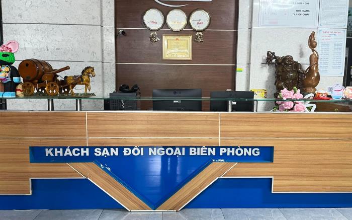 Doi Ngoai Bien Phong SPA Hotel
