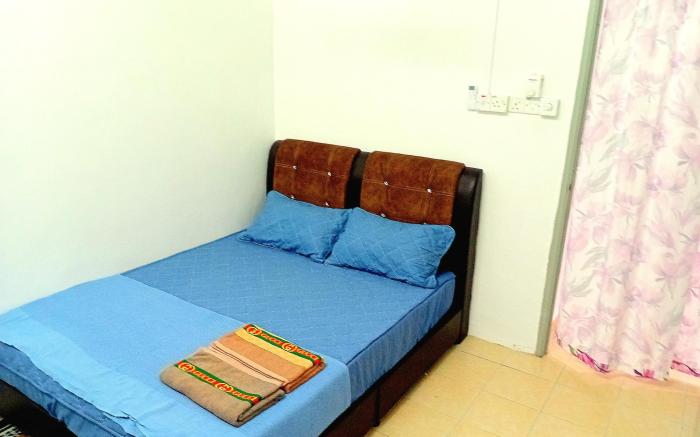 Homestay  Najihah Taman Jasin Height -3 bedrooms