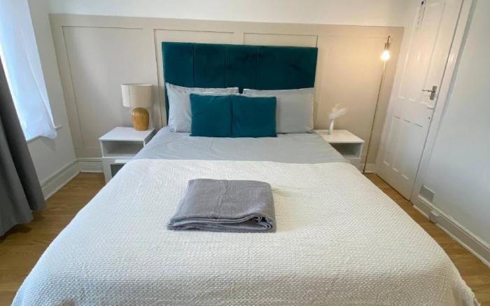 Modern Townhouse-Free Parking-Game Room-W-iFi