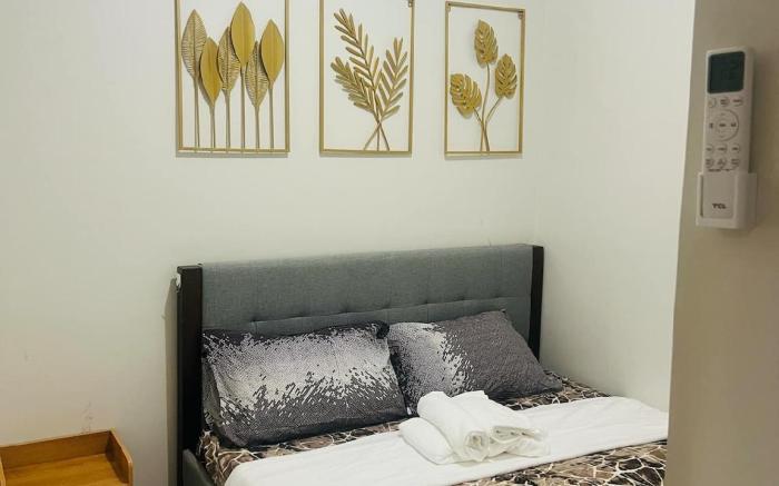 Fionah Suite @S Residences