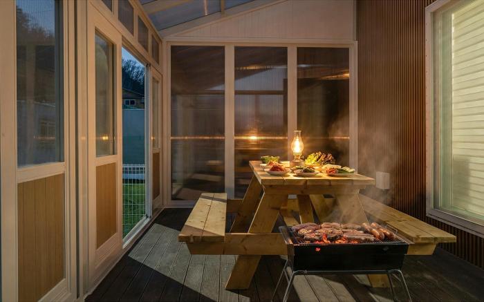 Pocheo Welcome Paw and Meow Pet Pension