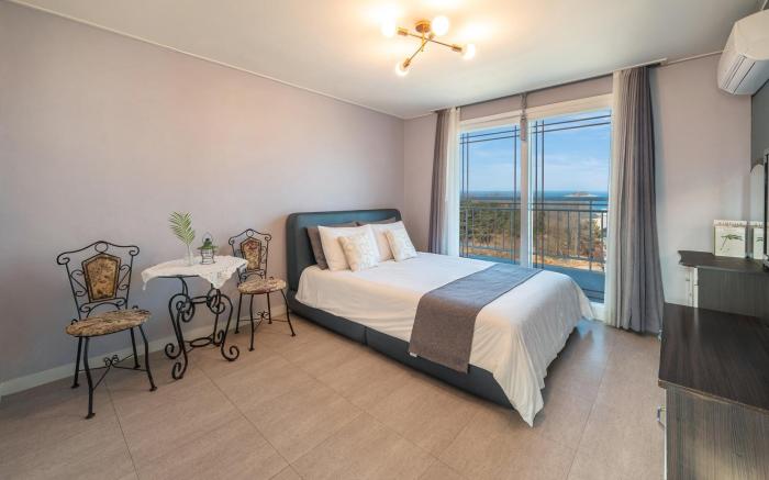 Sokcho Scenic House Pension