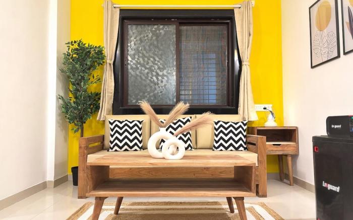 Stylish 1BHK Near Airport by CozyCave | PLG201