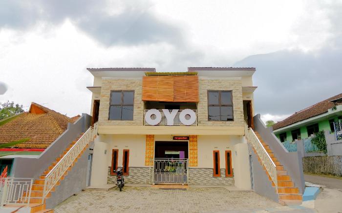 OYO 605 Queen Homestay