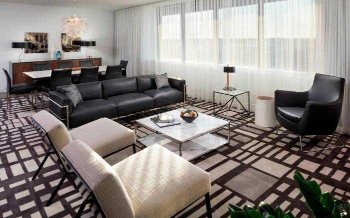 Le Méridien Chicago - Oakbrook Center