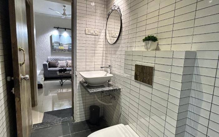 Stay Leisurely Boutique Suites and Apartments