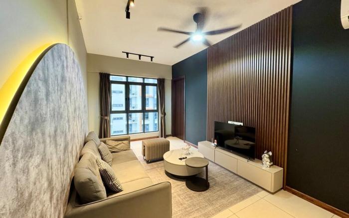 K-Avenue 2 Bedrooms by CC Suites (1 Parking Slot)