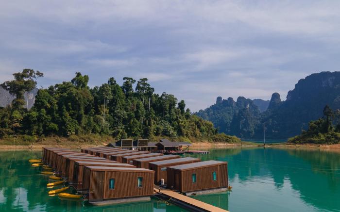 360° issara Floating Resort