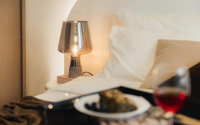 Scandi Haven : Cozy Earth-Toned Retreat