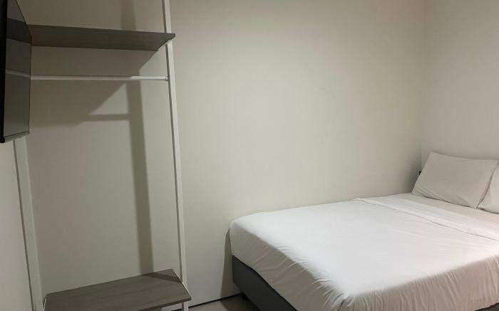 LeGreen Suite Gatot Subroto
