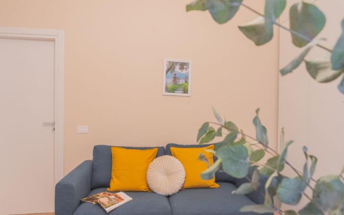 Tivano Apartment nearby Como S.G. Train Station
