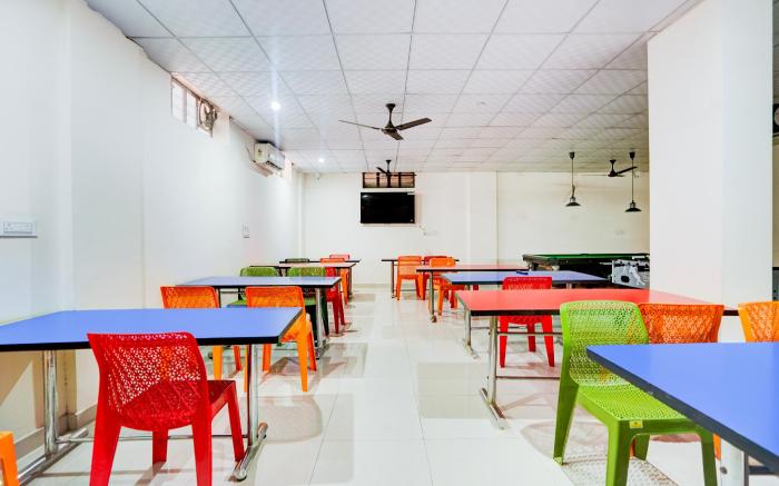 Super Townhouse Vasundra Nagar Formerly Joystel