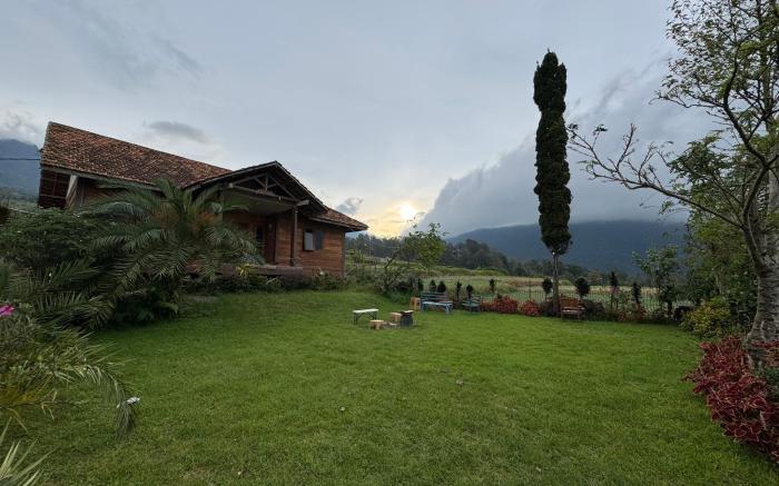 Ni hills villa and camp