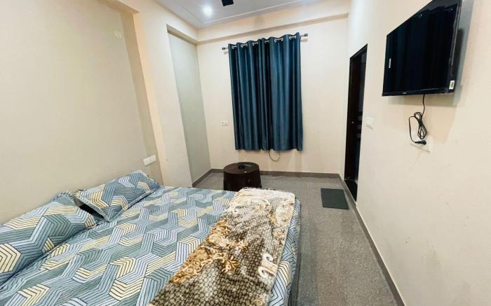 HOTEL MAHALAXMI