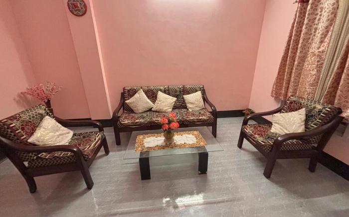 Mon's Homestay 2bhk