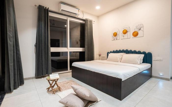 Travalong Tatva B - 5 BHK Pool Villa