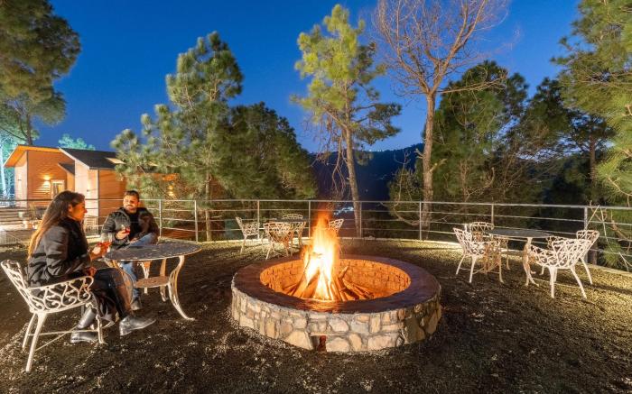 ELIVAAS Sirmour Baag Cottages with Forest View