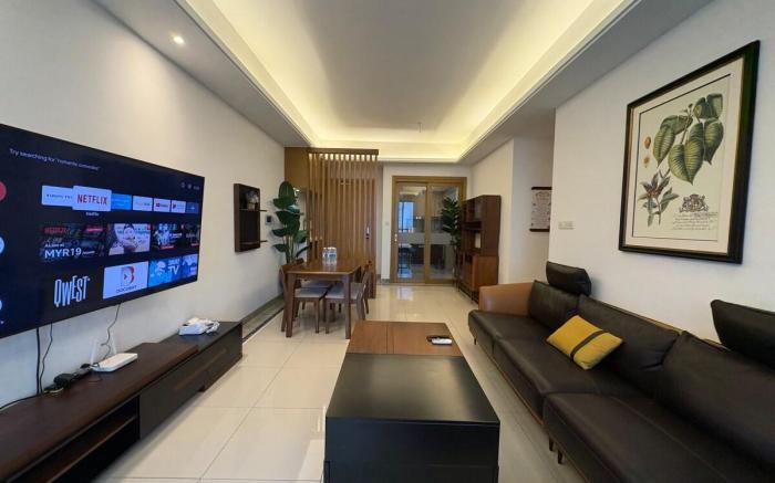 R&F Top Floor 3Br Apartment near CIQ