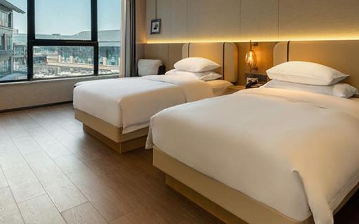 Maison New Century Hotel Lu'an
