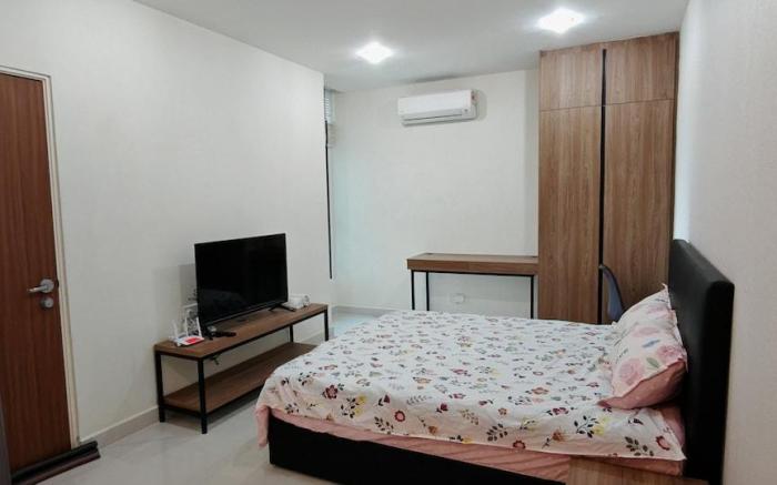 Deluxe Home III Kozi Square