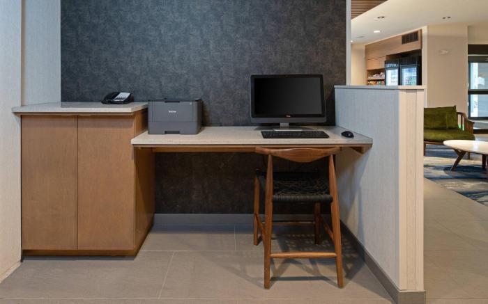 Fairfield Inn & Suites Seattle Sea-Tac Airport