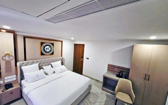 Hotel Radiant Star Suites