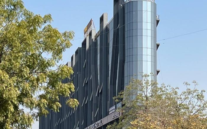 Hotel Melbourne Gandhinagar 