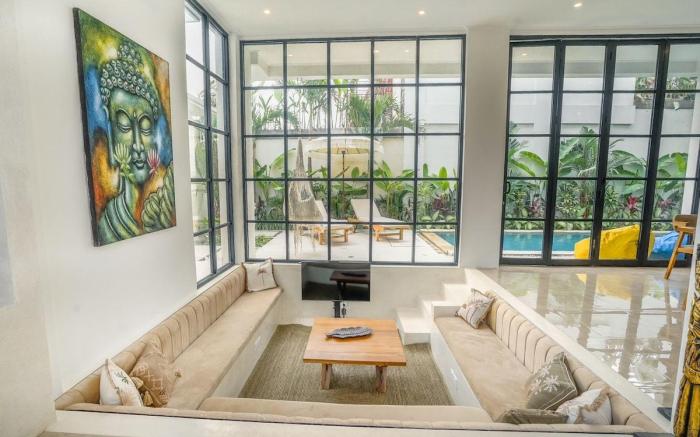 Lilly 3bed/3bath private pool