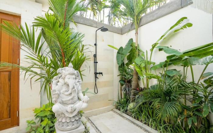 Lilly 3bed/3bath private pool