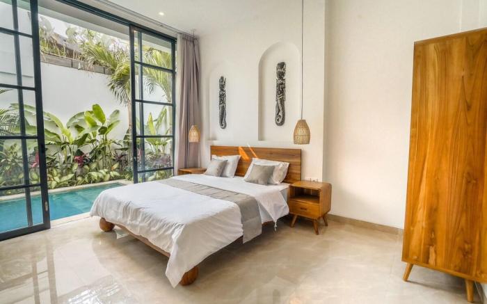 Lilly 3bed/3bath private pool