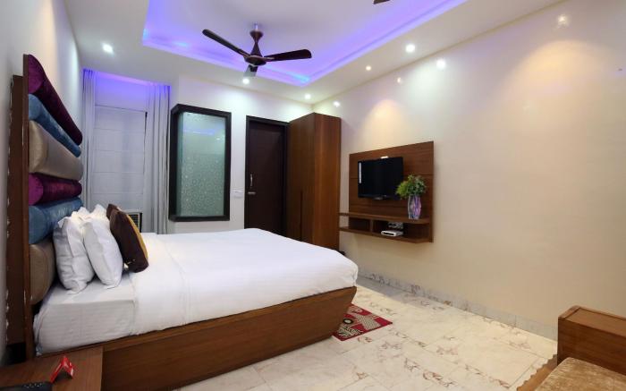 OYO 4727 Hotel Sangam Pacific